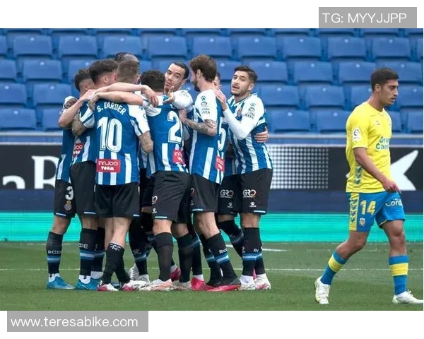 西乙第15轮精彩对决西班牙人主场迎战萨拉戈萨全力争胜