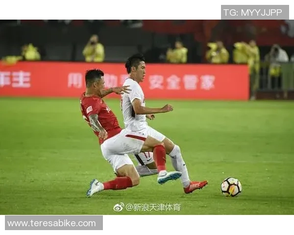 2018中超第19轮恒大对阵权健精彩比赛录像回顾与分析